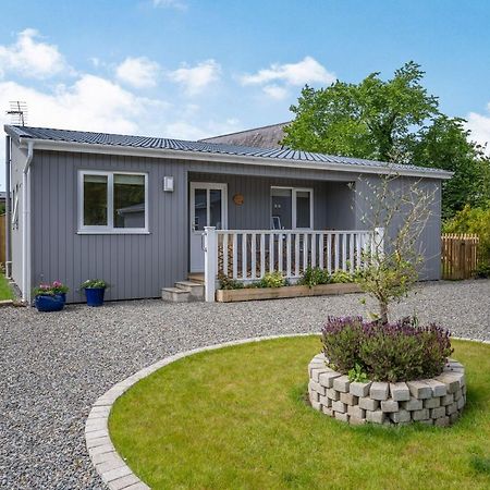 Ramsey Lodge Bier Wood Lodges Тенби Екстериор снимка
